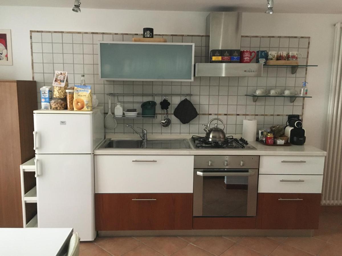 Casa Girasole Apartment Bari Bagian luar foto